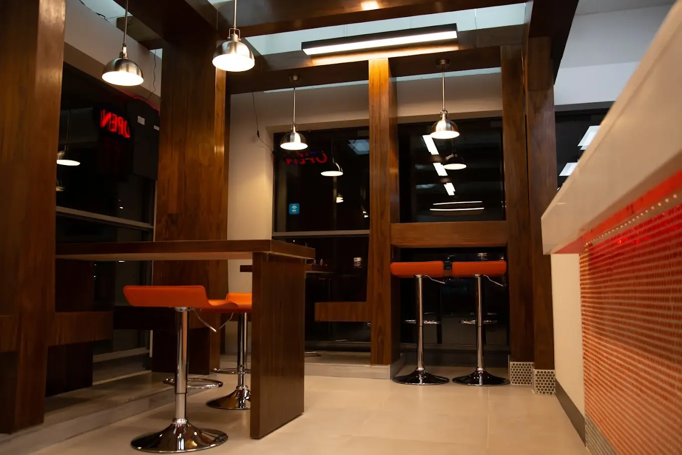 Experience fresh Donair, Shawarma & Wings at Hungry Birds in Edmonton